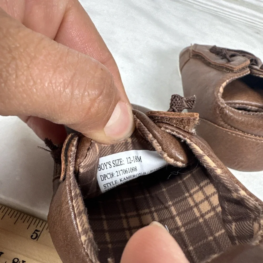 Carter's Baby Boy Brown Shoes/Sneakers New With Tags - Size 12-18 Months -